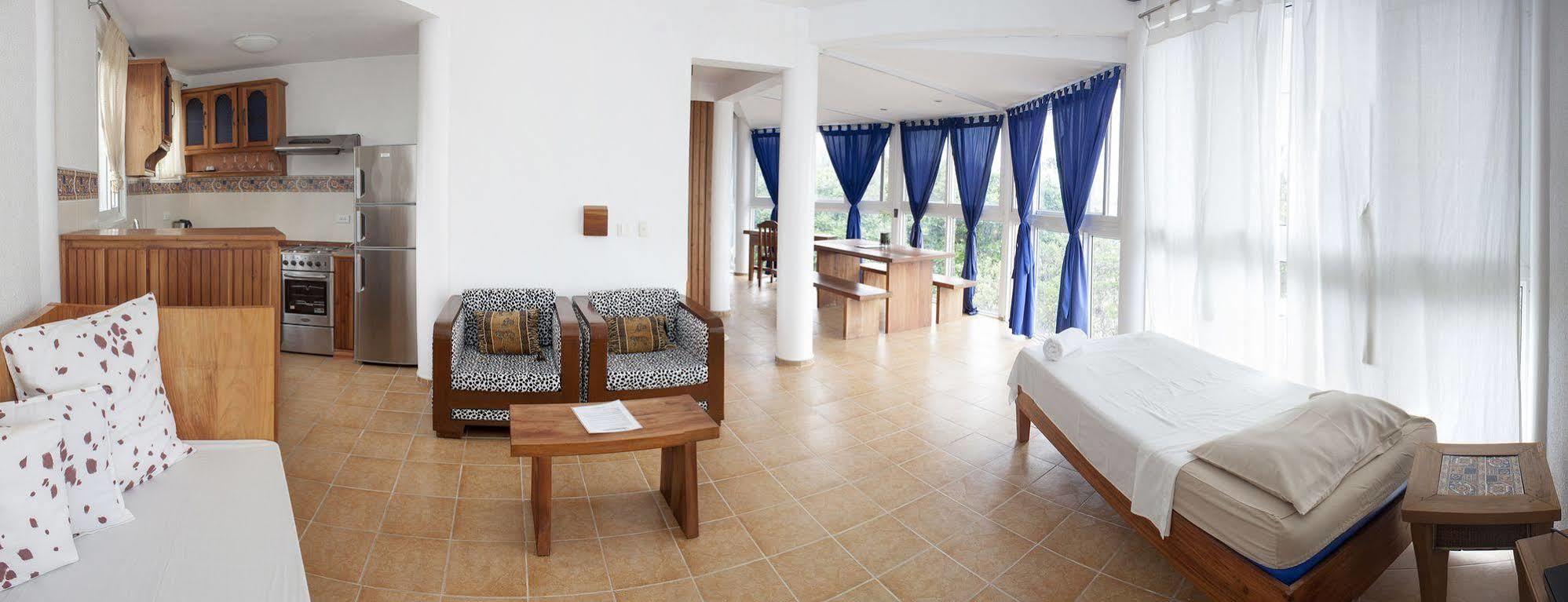 Aissatou Beach Resort Balabag  Exteriör bild